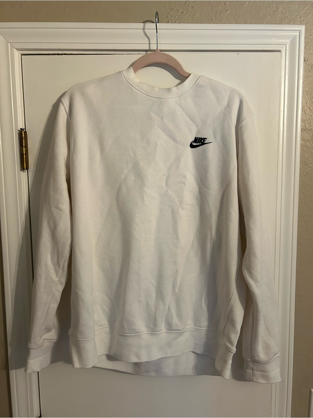 Nike White Crewneck Sweatshirt